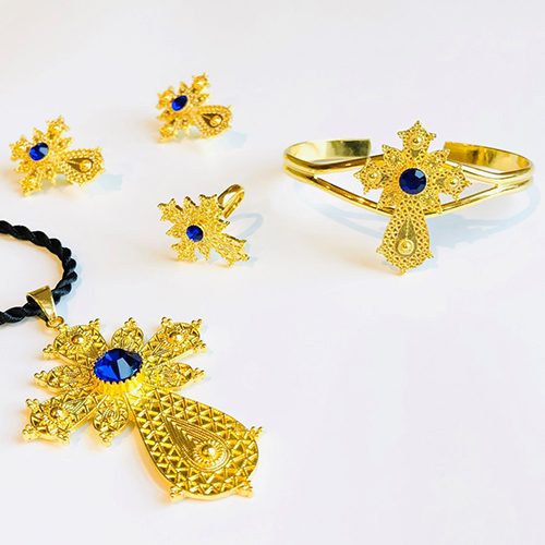 Dahlak Blue Ring Pendant set